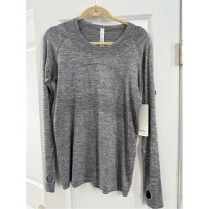 lululemon athletica Heathered Gray Long Sleeve Top